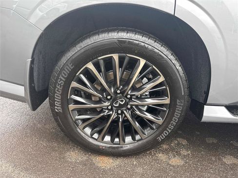 New 2026 INFINITI QX80 Autograph w/ Premium Cargo Package image 31