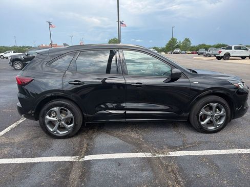 Used 2023 Ford Escape ST-Line w/ Tech Pack #1 AWD/4WD image 11