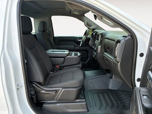 Used 2025 Chevrolet Silverado 1500 W/T image 15