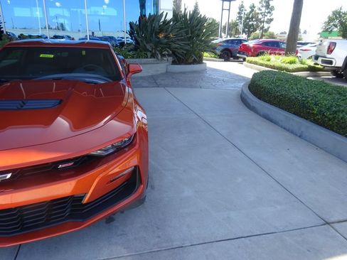 Certified 2022 Chevrolet Camaro SS RWD image 28