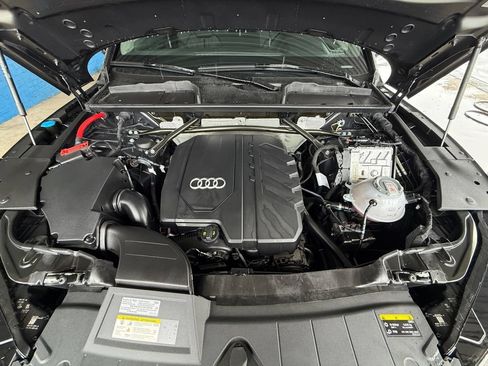 Used 2025 Audi Q5 2.0T Premium Plus w/ Premium Plus Package AWD/4WD image 27