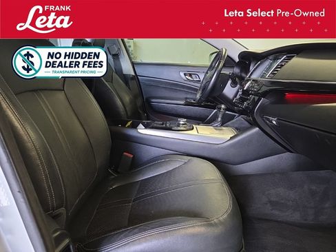 Used 2017 Kia K900 Premium RWD image 20
