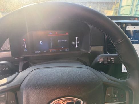 Used 2024 Ford Ranger XLT RWD image 5
