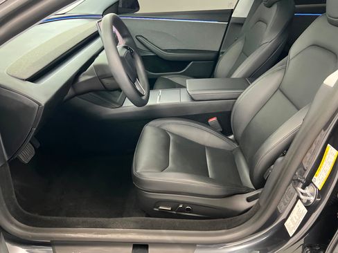 Used 2025 Tesla Model 3 Standard image 18