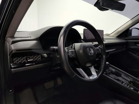 Used 2024 Honda Accord Touring image 17