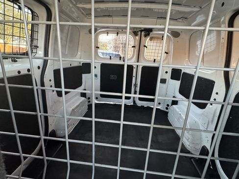 Used 2017 Nissan NV200 SV w/ Technology Package image 21