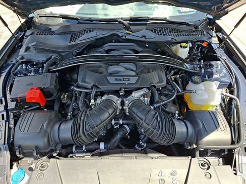 Used 2025 Ford Mustang Dark Horse RWD image 30