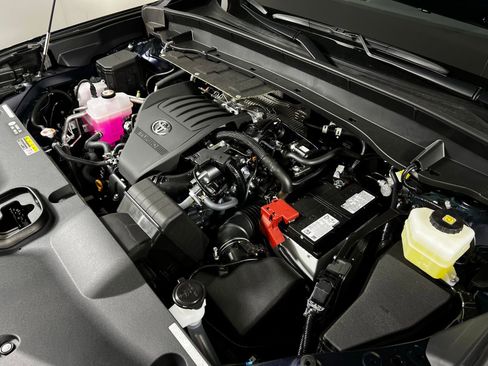 Certified 2026 Toyota Grand Highlander Limited image 11
