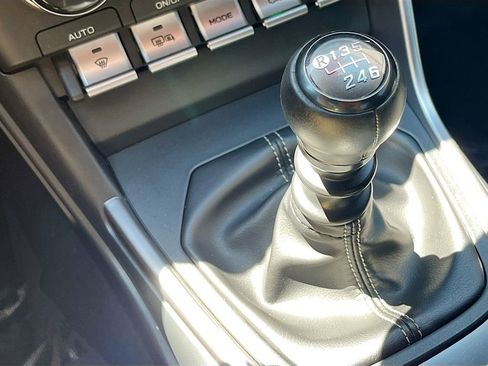 Used 2024 Toyota GR86 Premium image 16