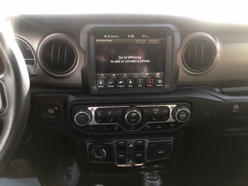 Used 2021 Jeep Wrangler Unlimited image 21