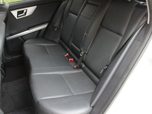 Used 2010 Mercedes-Benz GLK 350 2WD image 23