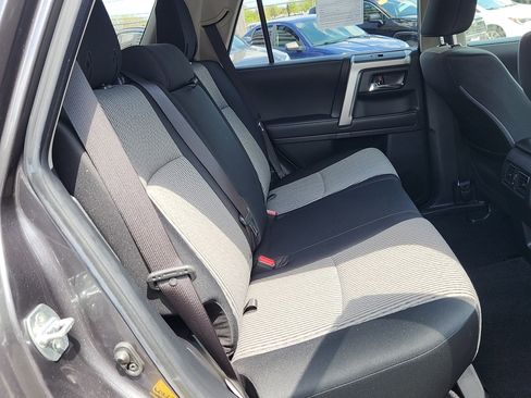 Certified 2023 Toyota 4Runner SR5 AWD/4WD image 29