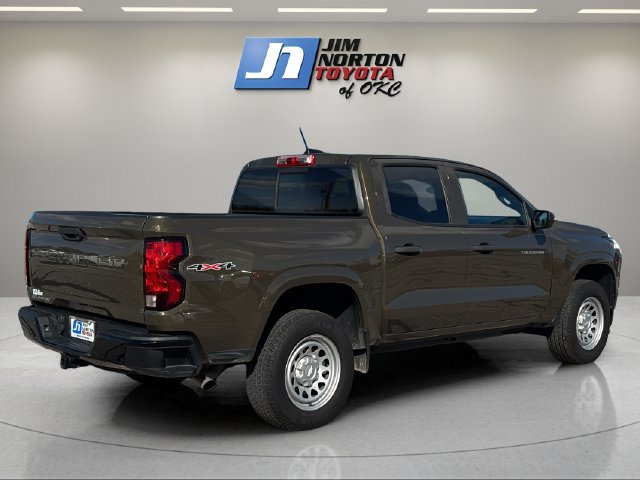 Used 2024 Chevrolet Colorado W/T w/ WT Convenience Package II AWD/4WD image 5