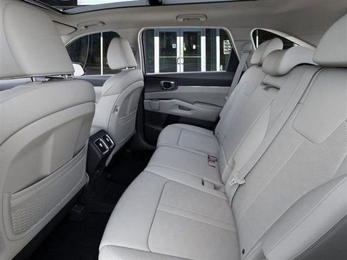 New 2026 Kia Sorento S w/ S Panoramic Sunroof Package AWD/4WD image 18