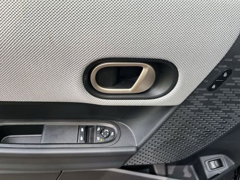 Certified 2025 MINI Cooper S image 14