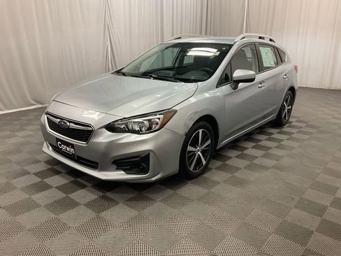 Used 2019 Subaru Impreza 2.0i Premium image 5