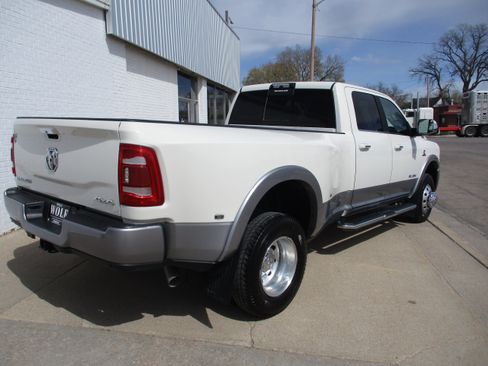Used 2021 RAM 3500 Laramie image 7
