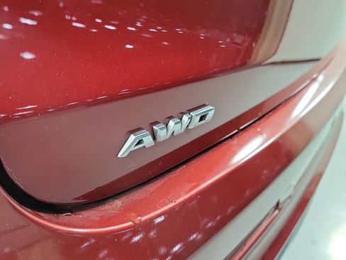 Certified 2024 Cadillac XT6 Luxury AWD/4WD image 5