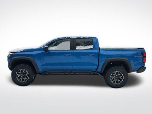 Used 2024 Chevrolet Colorado ZR2 w/ ZR2 Convenience Package III image 2