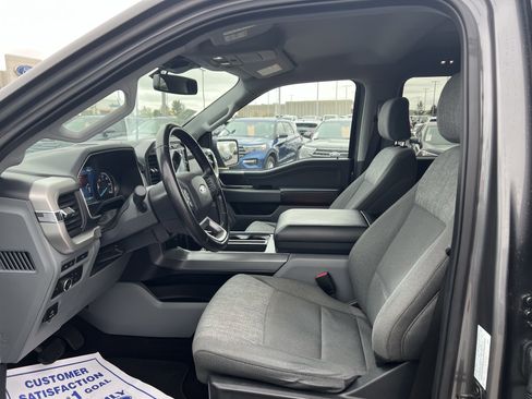 Certified 2022 Ford F150 XLT w/ Equipment Group 302A High image 18