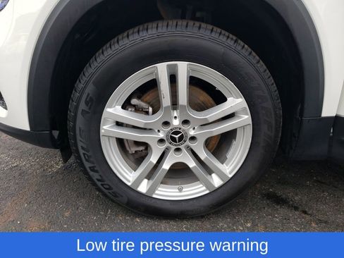 Used 2022 Mercedes-Benz GLB 250 4MATIC image 29