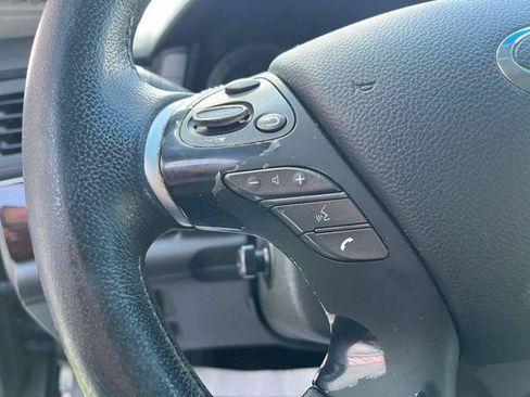 Used 2011 INFINITI M37 w/ Premium Pkg RWD image 20