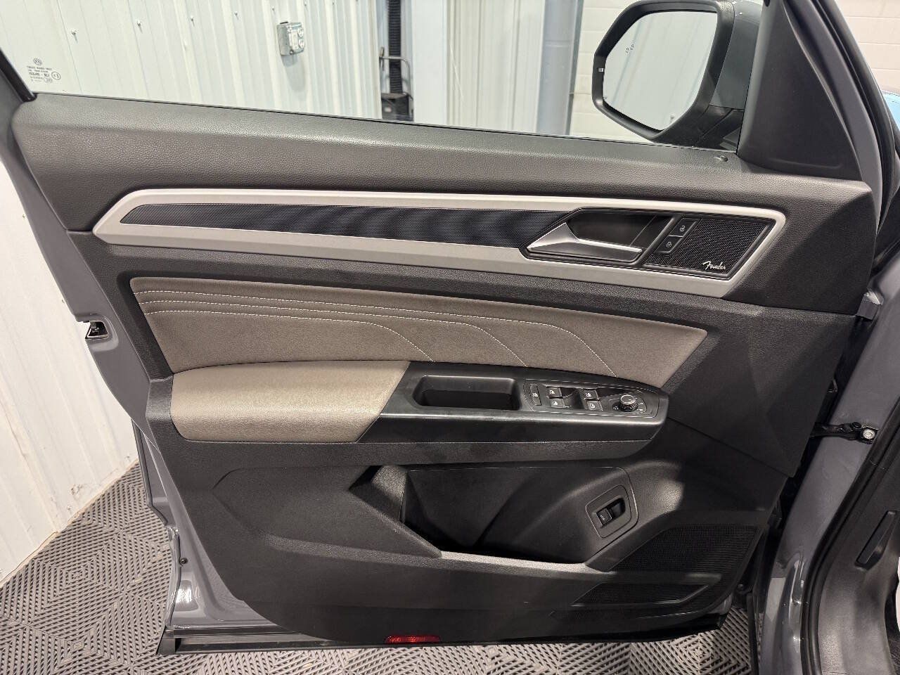 Used 2021 Volkswagen Atlas Cross Sport SEL Premium R-Line w/ Cross Sport MDO Package AWD/4WD image 8