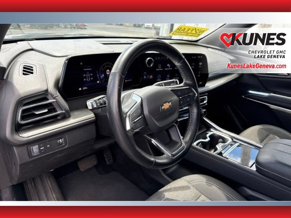 Used 2024 Chevrolet Traverse LT FWD image 15