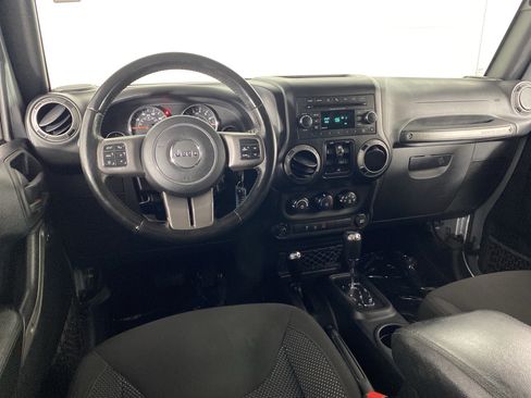 Used 2016 Jeep Wrangler Unlimited Sport AWD/4WD image 16
