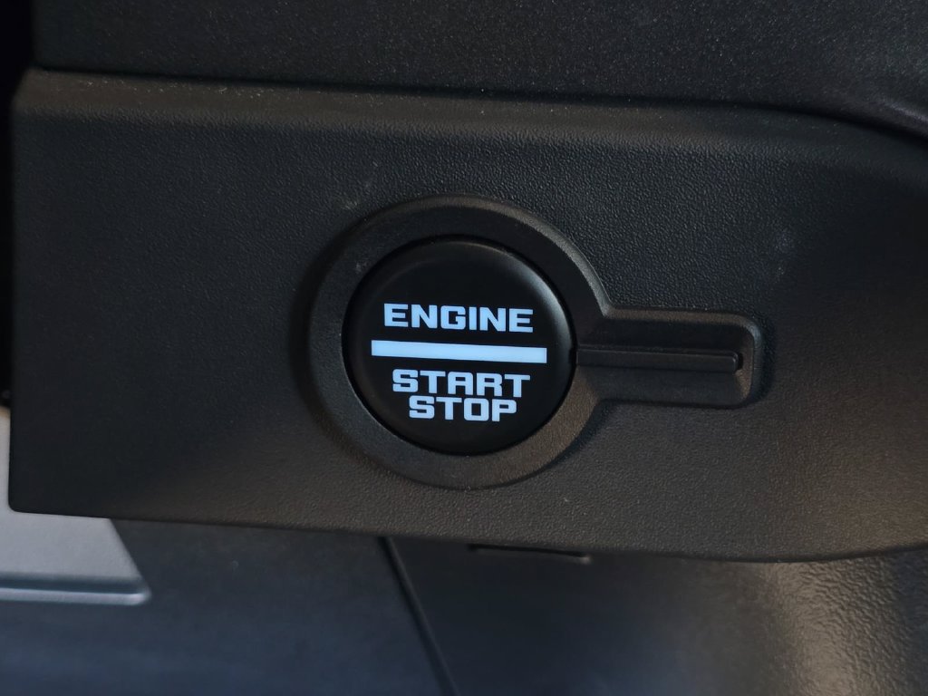 Used 2025 Ford Bronco Badlands AWD/4WD image 19