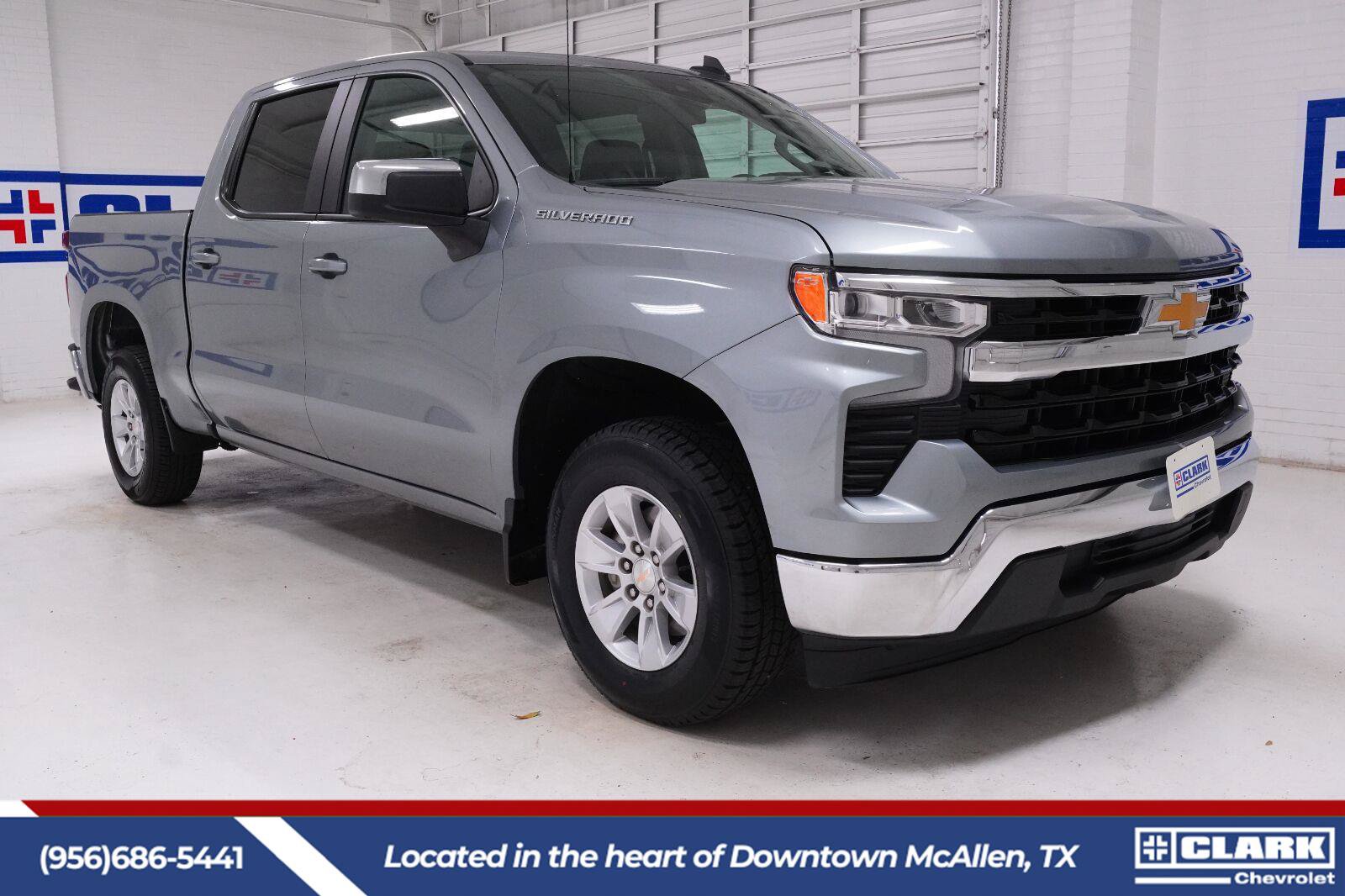 Used 2025 Chevrolet Silverado 1500 LT RWD image 4