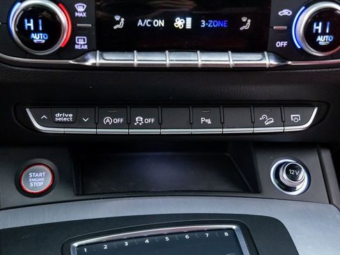 Used 2018 Audi SQ5 Prestige image 22