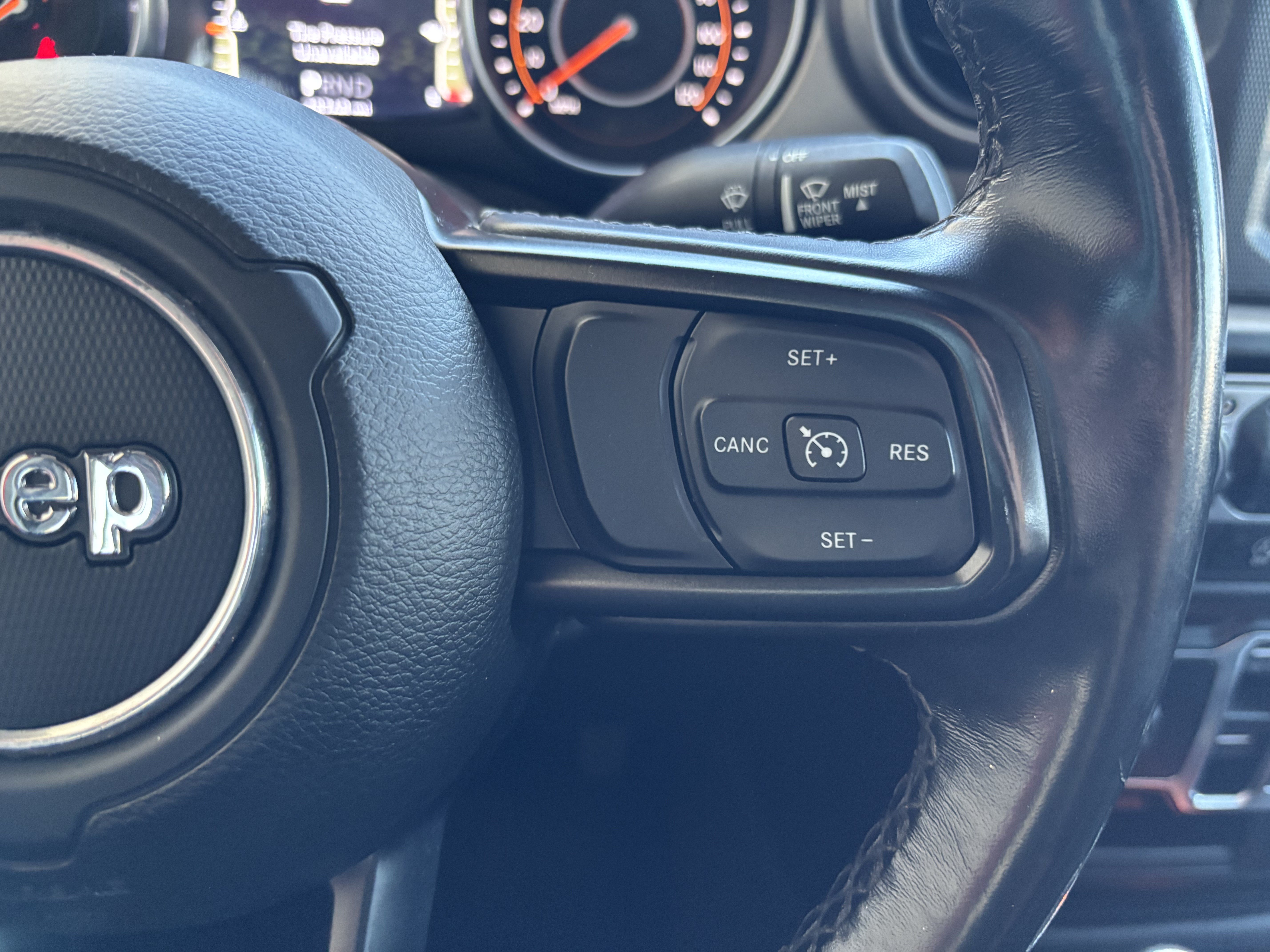 Used 2020 Jeep Gladiator Sport w/ Quick Order Package 24S AWD/4WD image 14