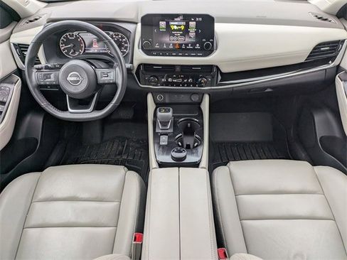 Used 2023 Nissan Rogue SL w/ SL Premium Package image 14