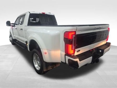 Used 2025 Ford F450 Platinum w/ Platinum Plus Package AWD/4WD image 6