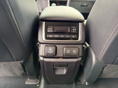 Used 2021 Subaru Ascent Touring image 19