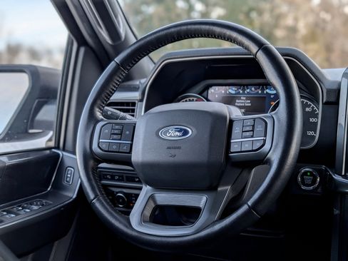 Used 2022 Ford F150 XLT w/ Equipment Group 302A High image 15