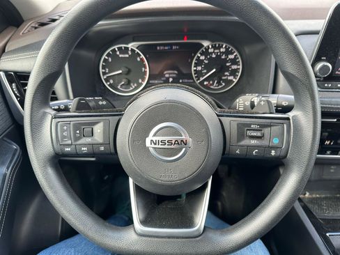 Used 2021 Nissan Rogue SV image 17