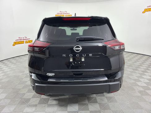 New 2026 Nissan Rogue SV w/ Cold Weather Package FWD image 4