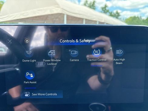 New 2026 Chevrolet Equinox LT image 22