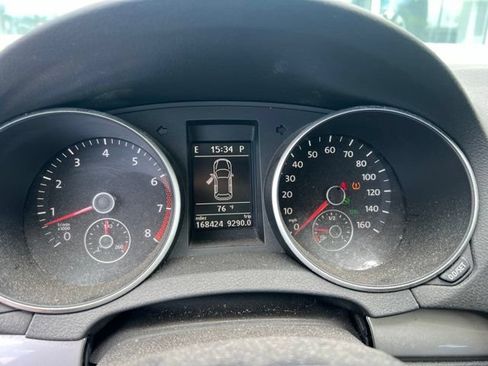 Used 2011 Volkswagen Golf 2-Door FWD image 13