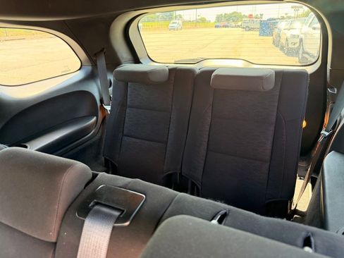 Used 2023 Dodge Durango GT RWD image 7