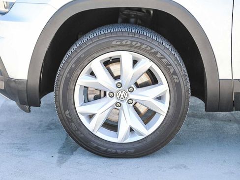 Used 2018 Volkswagen Atlas SE image 10