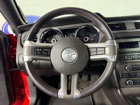 Used 2014 Ford Mustang V6 image 18