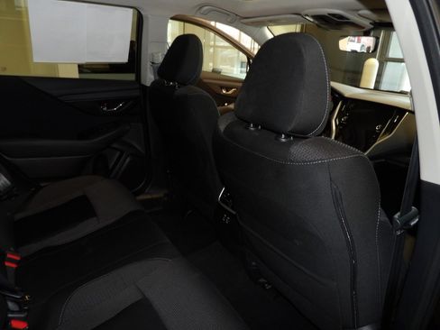 Used 2024 Subaru Outback Premium w/ Popular Package #1 image 17