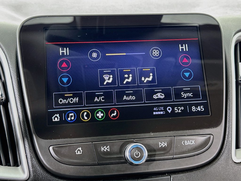 Used 2022 Chevrolet Malibu LT FWD image 34