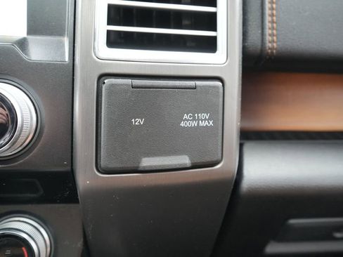 Used 2016 Ford F150 Limited image 41