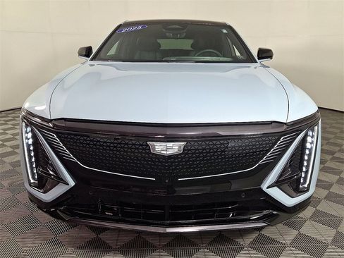 Used 2025 Cadillac Lyriq Sport image 5