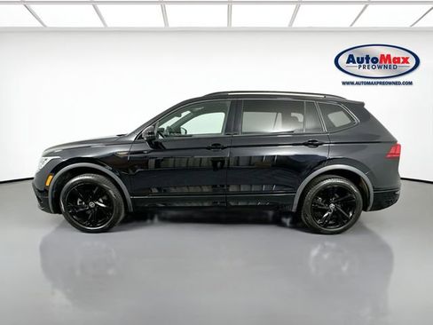 Used 2023 Volkswagen Tiguan SE R-Line AWD/4WD image 9