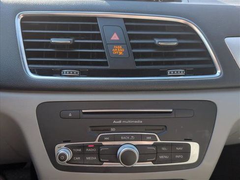 Used 2016 Audi Q3 2.0T Premium Plus image 11